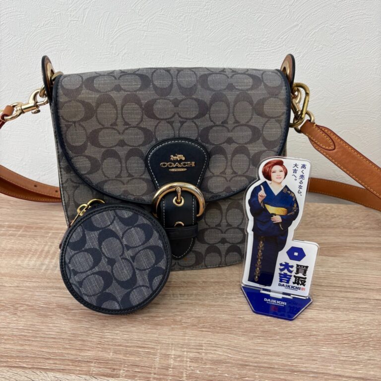 COACHバッグをお譲り頂きました。