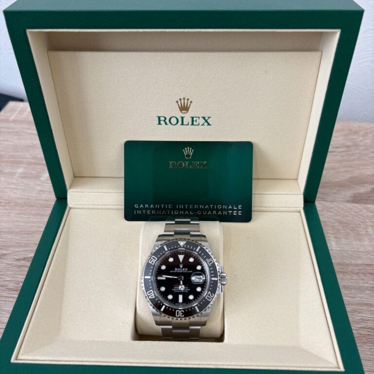 ROLEX シードゥエラーをお譲り頂きました。